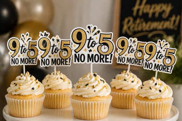 retirement cup cakes