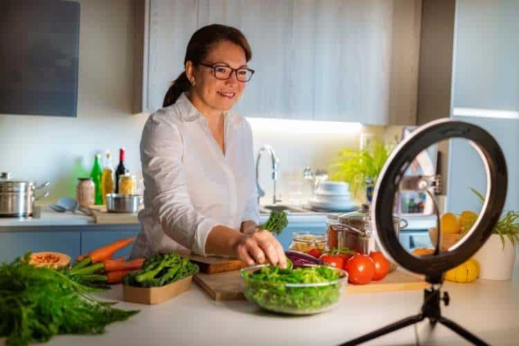 recording cooking lesson video